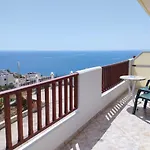 Olympos アパート アモピ